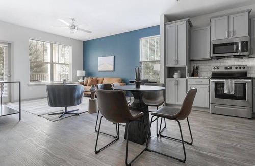 Paw Creek Apartment | Landing | Beautiful 2BD, Gym, Clubhouse