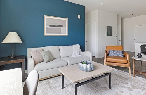 Homestead Apartment | Landing | Beautiful 2BD, Gym