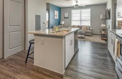 University District Apartment | Landing | Beautiful 4BD, Pool, Game Room