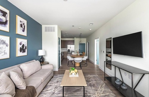 Wilmington Apartment | Landing | Chic 1BD, Gym, Clubhouse
