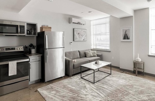 Central City Apartment | Landing | Chic 1BD, Gym