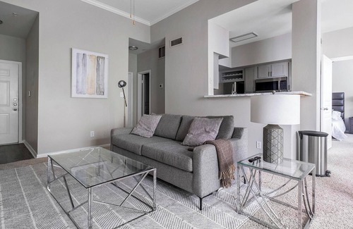 Briarforest Apartment | Landing | Chic 1BD, Pool, Gym