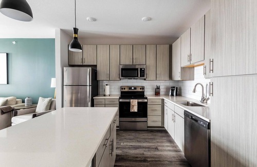Park Hills Apartment | Landing | Chic 1BD, Yoga Studio, Pool