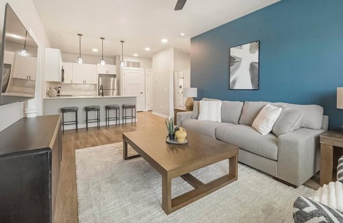 Goodyear Apartment | Landing | Chic 2BD, Clubhouse
