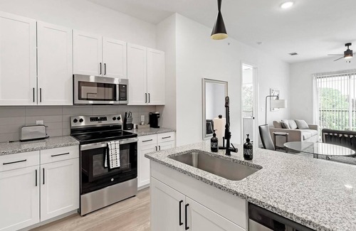 Denton Apartment | Landing | Chic 2BD, Gym