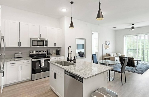 Denton Apartment | Landing | Chic 2BD, Gym