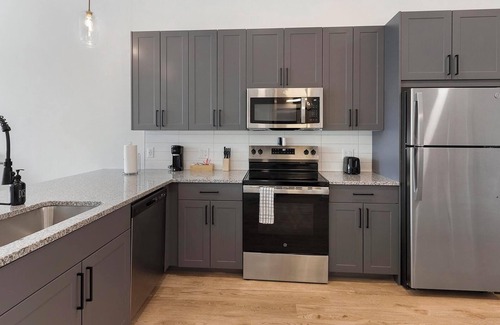 Denton Apartment | Landing | Incredible 1BD in Denton