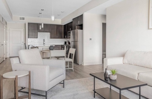Palmetto Apartment | Landing | Incredible 2BD, Gym, Pool