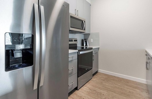 Homestead Apartment | Landing | Incredible 2BD, Gym