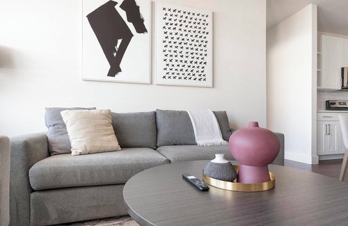 Wetmore Apartment | Landing | Incredible 2BD, Gym, Yoga Studio