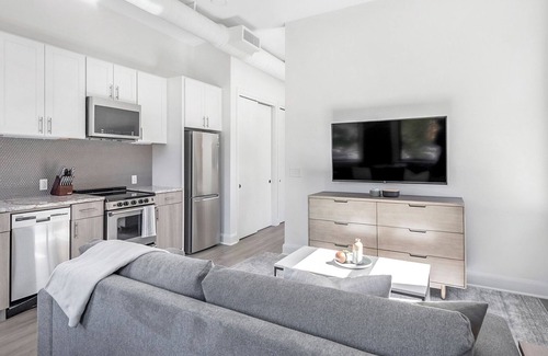 Five Points South Apartment | Landing | Modern 1BD in Five Points South