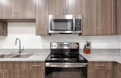 Garland Apartment | Landing | Modern 1BD, Pool, Clubhouse