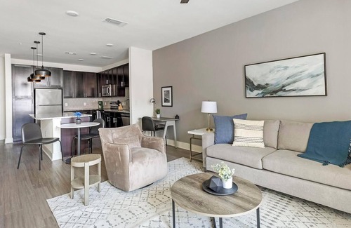Fort Worth Apartment | Landing | Modern 1BD, Yoga Studio, Game Room