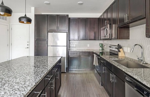 Fort Worth Apartment | Landing | Modern 1BD, Yoga Studio, Game Room