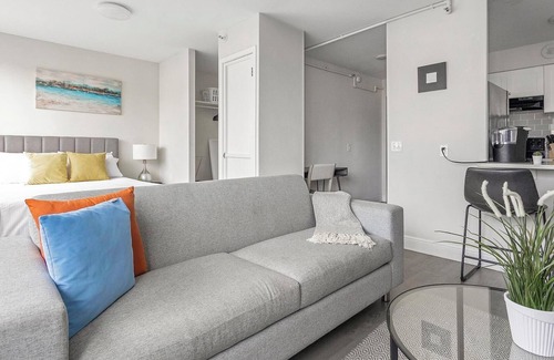 St. Petersburg Apartment | Landing | Modern Studio, Courtyard, Clubhouse