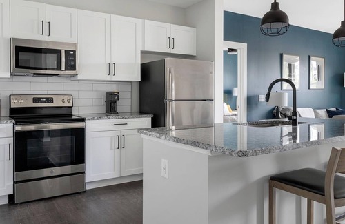 Mableton Apartment | Landing | Spectacular 2BD, Gym, Pool