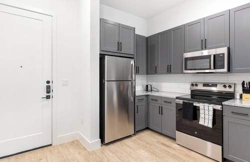 Denton Apartment | Landing | Stunning 1BD in Denton