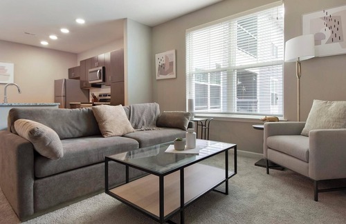 Chesterfield Apartment | Landing | Stunning 2BD, Clubhouse, Pool