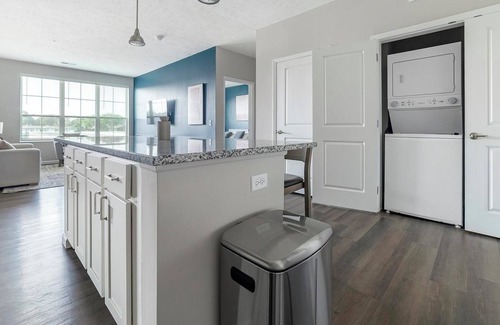 Northwest Columbus Apartment | Landing | Stunning 2BD, Gym