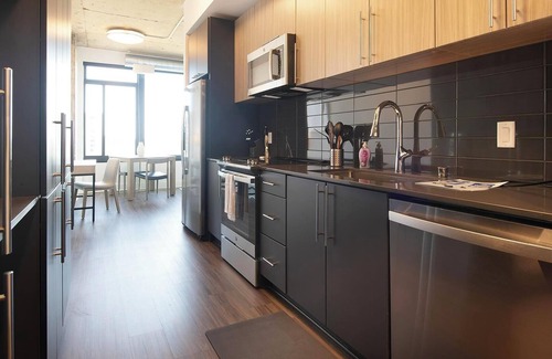 Baileys Crossroads Apartment | Landing | Stylish 1BD, Game Room, Gym