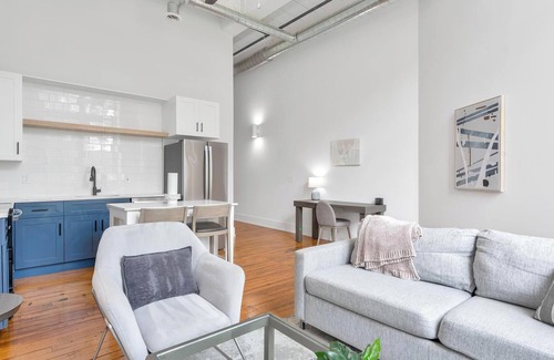 Greenville Apartment | Landing | Stylish 1BD, Gym, Yoga Studio