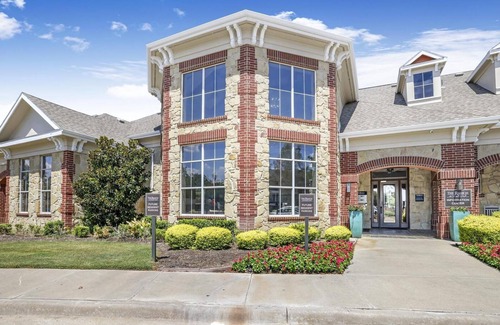 Fossil Creek Apartment | Landing | Stylish 1BD, Gym, Clubhouse