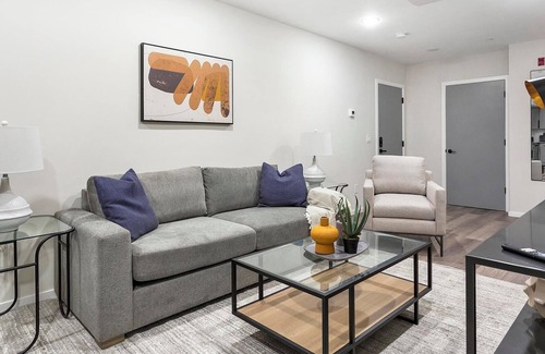 Spruce Hill Apartment | Landing | Stylish 2BD, Clubhouse, Gym