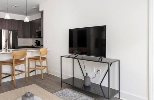 Crestline Heights Apartment | Landing | Stylish 2BD, Gym, Clubhouse