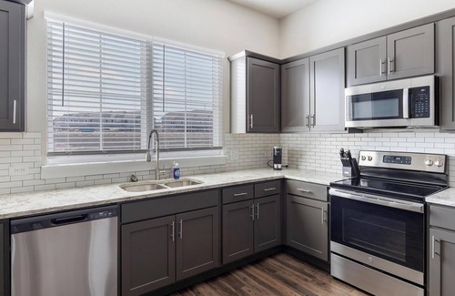 Weatherford Apartment | Landing | Stylish 3BD in Weatherford