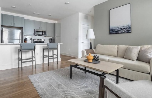 Fort Mill Apartment | Landing at The Mason at Six Mile Creek - 2 Bedrooms in Indian Land