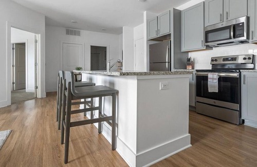 Fort Mill Apartment | Landing at The Mason at Six Mile Creek - 2 Bedrooms in Indian Land