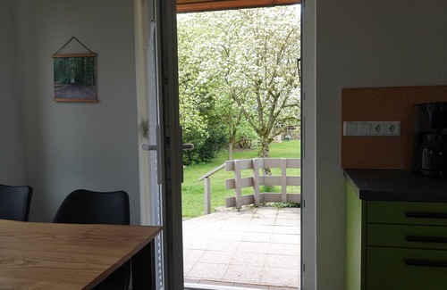 Bad Salzuflen Apartment | Landliebeehrsen 2, modern, quiet location, parking lot.