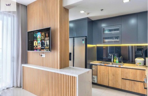 Hang Xanh Hotel | Landmark 81 Skyline VIP