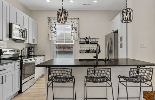 Landrum House | Landrum Retreat