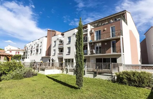 Greoux-les-Bains Apartment | Lands of France - Provence side* - 2 rooms 4 people Privilege