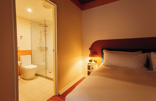 Chinatown Hotel | Laneways by Ovolo