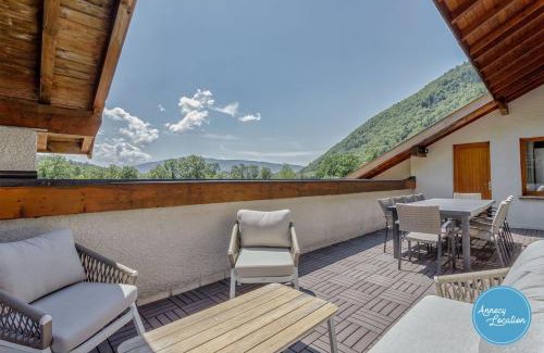 Bluffy Apartment | Lanfonnet Terrace 4-bedroom Apartment
