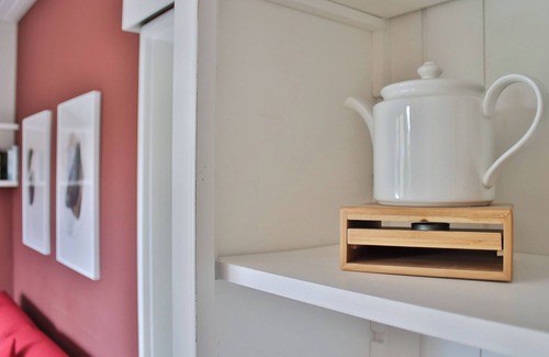 Langeoog Apartment | Langeooger Viermaster - Rotes Segel