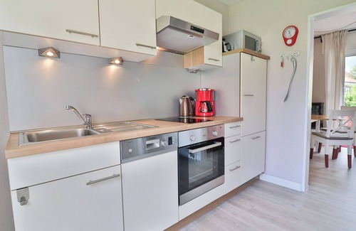 Langeoog Apartment | Langeooger Viermaster - Rotes Segel
