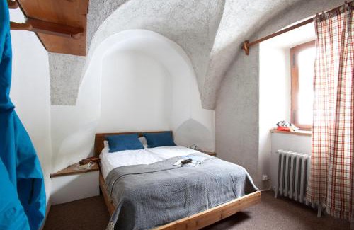La Salle-les-Alpes Hotel | Langley Hotel La Vieille Ferme