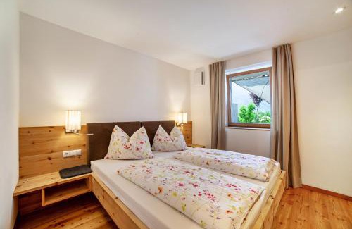 Laces Apartment | Langstein Wohnung Golden
