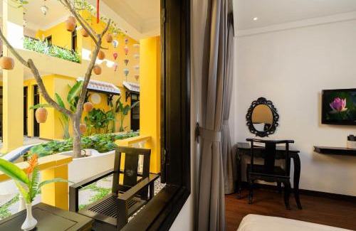 Hoi An City Centre Resort | Lantern Boutique Hoi An