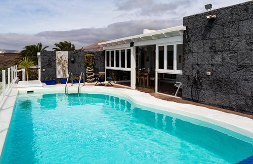 Tias Villa | Lanzarote Village El Amanecer