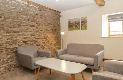 Hay-on-Wye House | Larch Bed Cottage