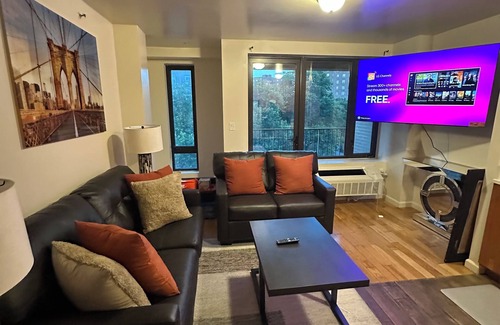Harlem Apartment | Large 1-bedroom apartment in New York City- Manhattan