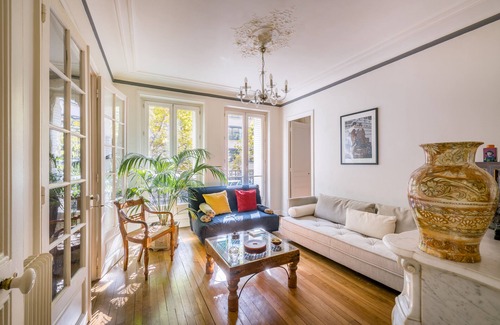 Quartier de la Roquette Apartment | Large 1BR close to Bastille and Aligre