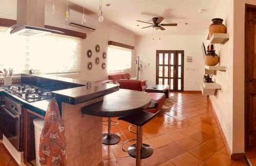 La Gloria Apartment | Large 2 bedroom 2 bathroom perfect for families!