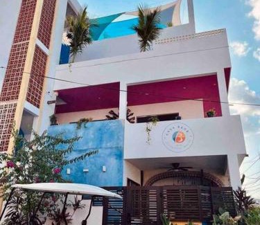 La Gloria Apartment | Large 2 bedroom 2 bathroom perfect for families!