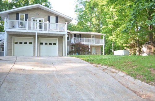Cumming House | Large 4 Bedroom House on the Lake with Game Room and Private Dock.