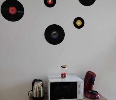Roubaix Apartment | Large 40m2 Prox Lille-métro-tram